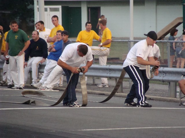 Davis & Burgess concentrating....